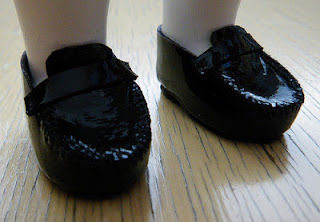 Fashion Doll Shoes: Patent leather shoes