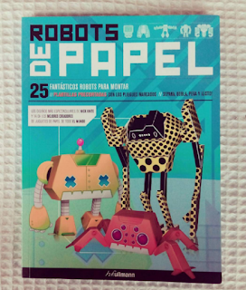 Robots de papel de Nick Knitte paper robots DIY kids