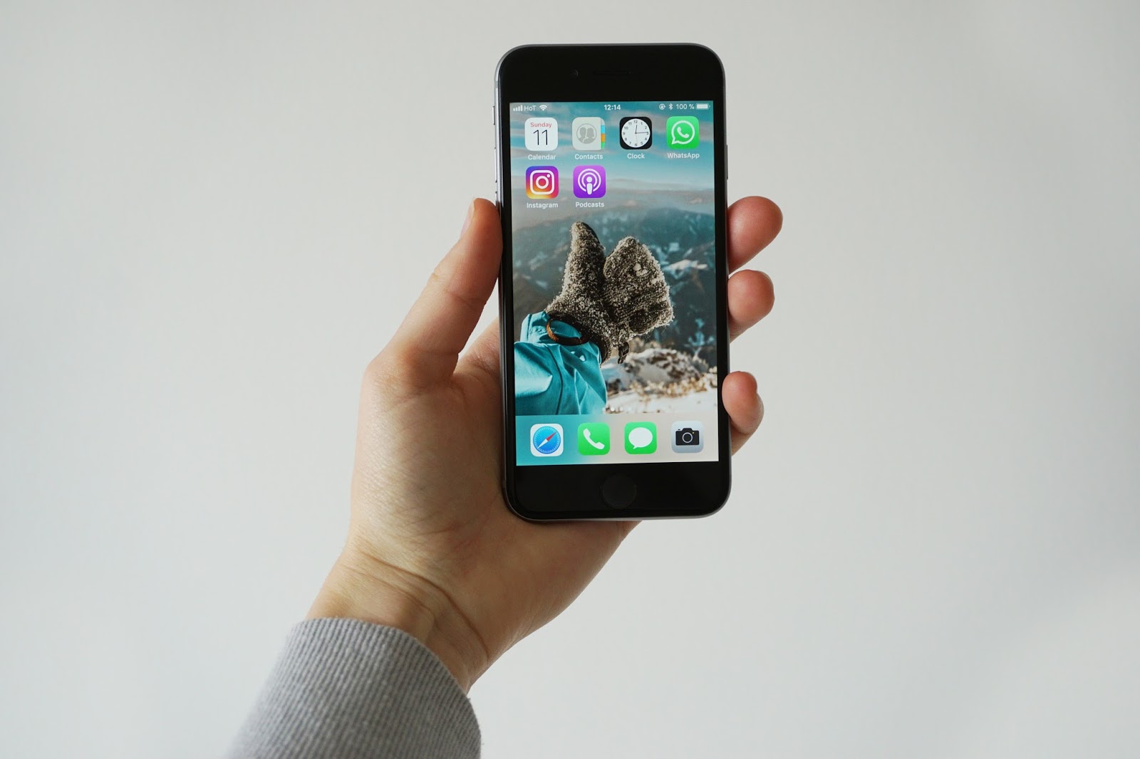 Why you shouldn't be scared of switching to iPhone? iphone, android vs ios, switch to iphone, iphone 6s, iphone 5s, is it worth to buy iphone, opinion about iphone, lifestyle blog