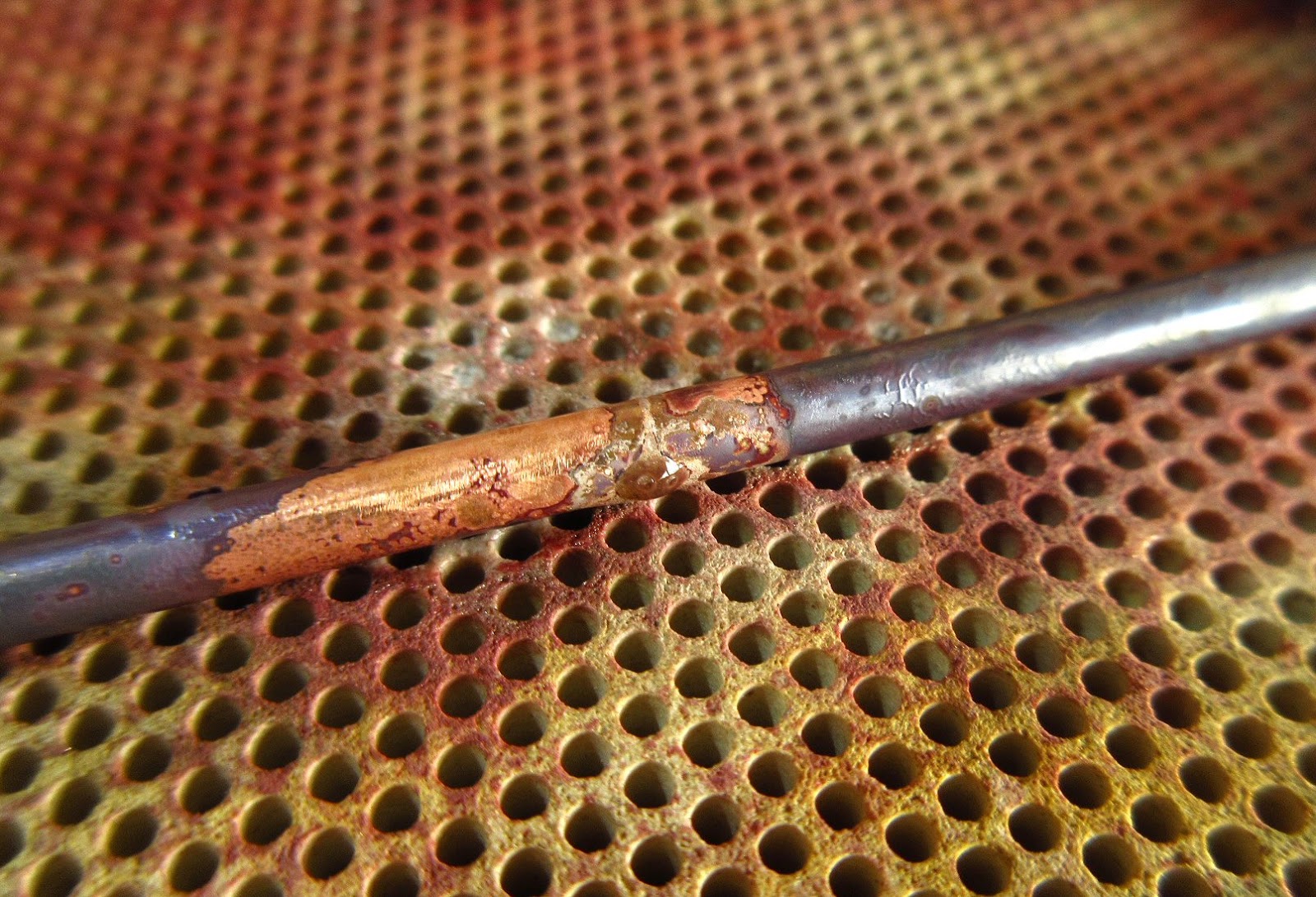 The Bronze Wire Splitting Solder Joins Mystery