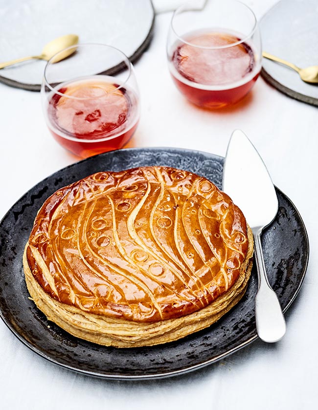 Galette des rois pommes et cidre Ecusson de Christophe Felder : Il ...