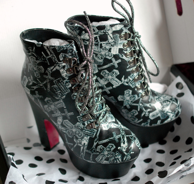 Bones And Lilies Freestylextreme's Iron Fist Shoes