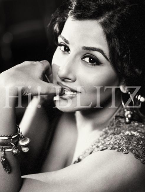 Vidya balan Hi Blitz Magazine Scan1 - Vidya balan Hi Blitz Jan 2012 Scans