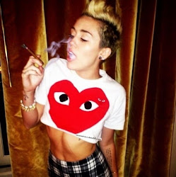 miley cyrus smoking weed marijuana 21yr she comment sings aware spotted smoke loves songs re