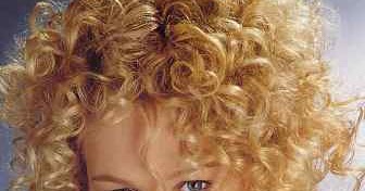 How To Prevent Naturally Curly Hair From Frizzing How To Prevent Naturally Curly Hair From Frizzing