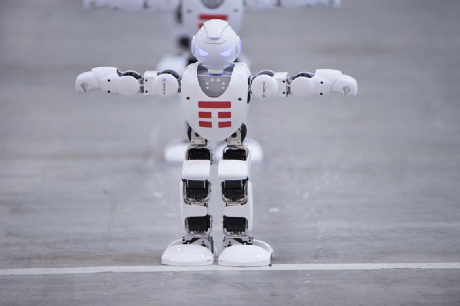 поставь робот том. робот нао информация.