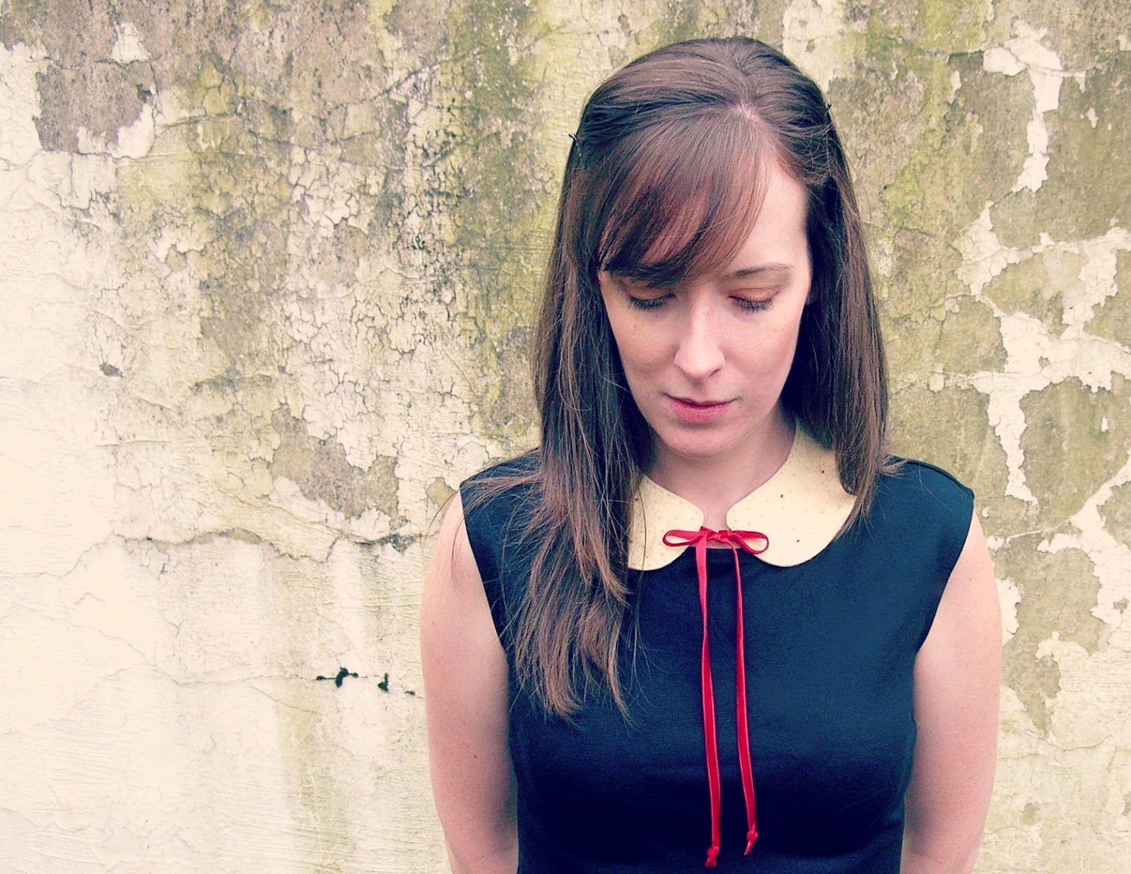 ordinary-mommy-design-peter-pan-collar-tutorial-for-gathered-by-mollie