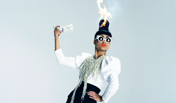 I'm hype ou j'essaye! Clip / Natalia Kills Free