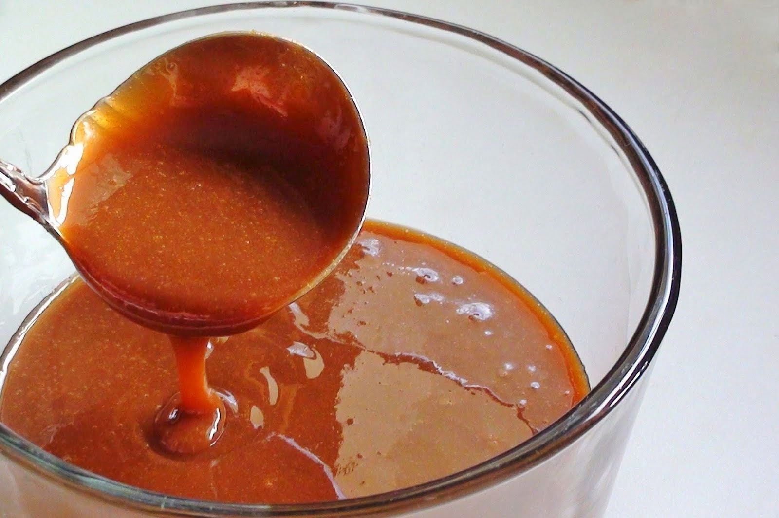 zsuzsa is in the kitchen CARAMEL SAUCE WITH MILK