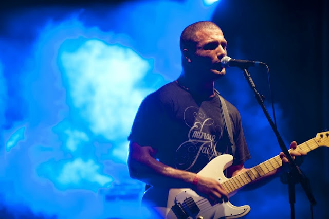 Cosmo Jarvis live in Concert