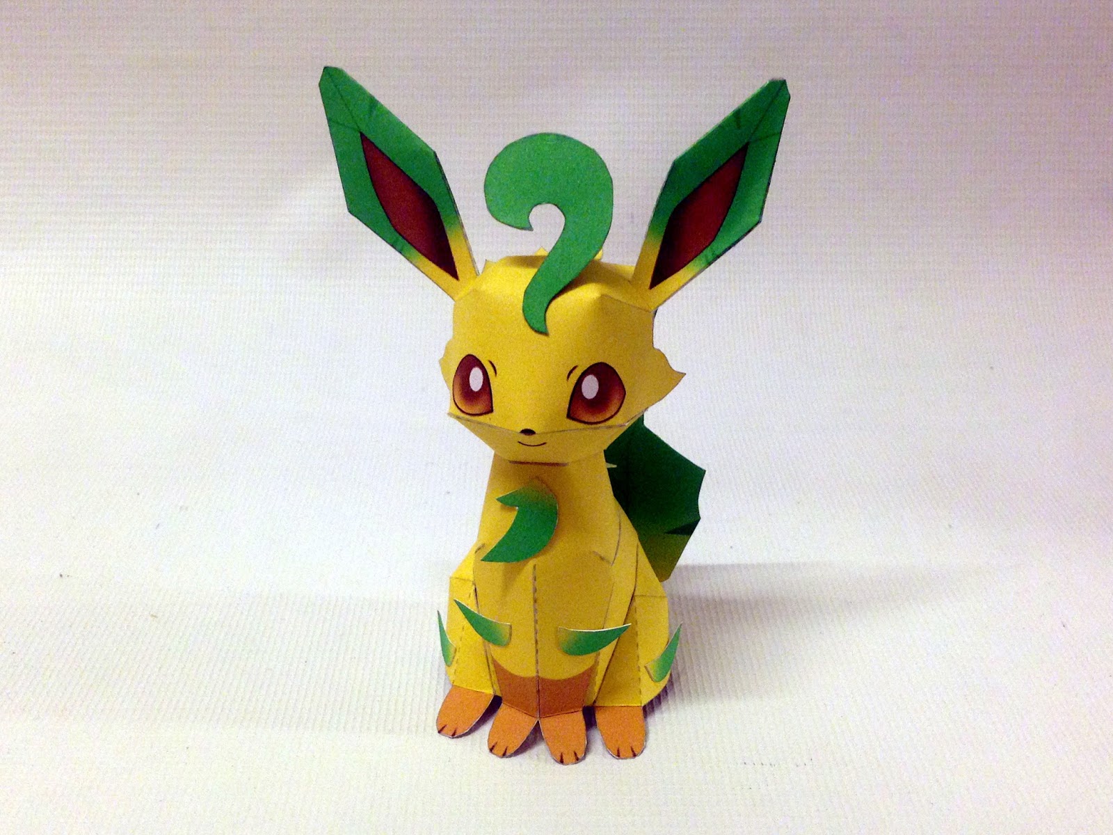 Pokemon Papercraft Eevee
