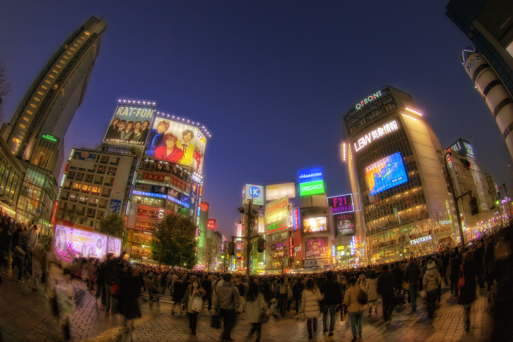 Шибуя япония перекрёсток. Оживлённый квартал токио. Синдзюку токио. Догэндзака в токио. Шибуя якутск.