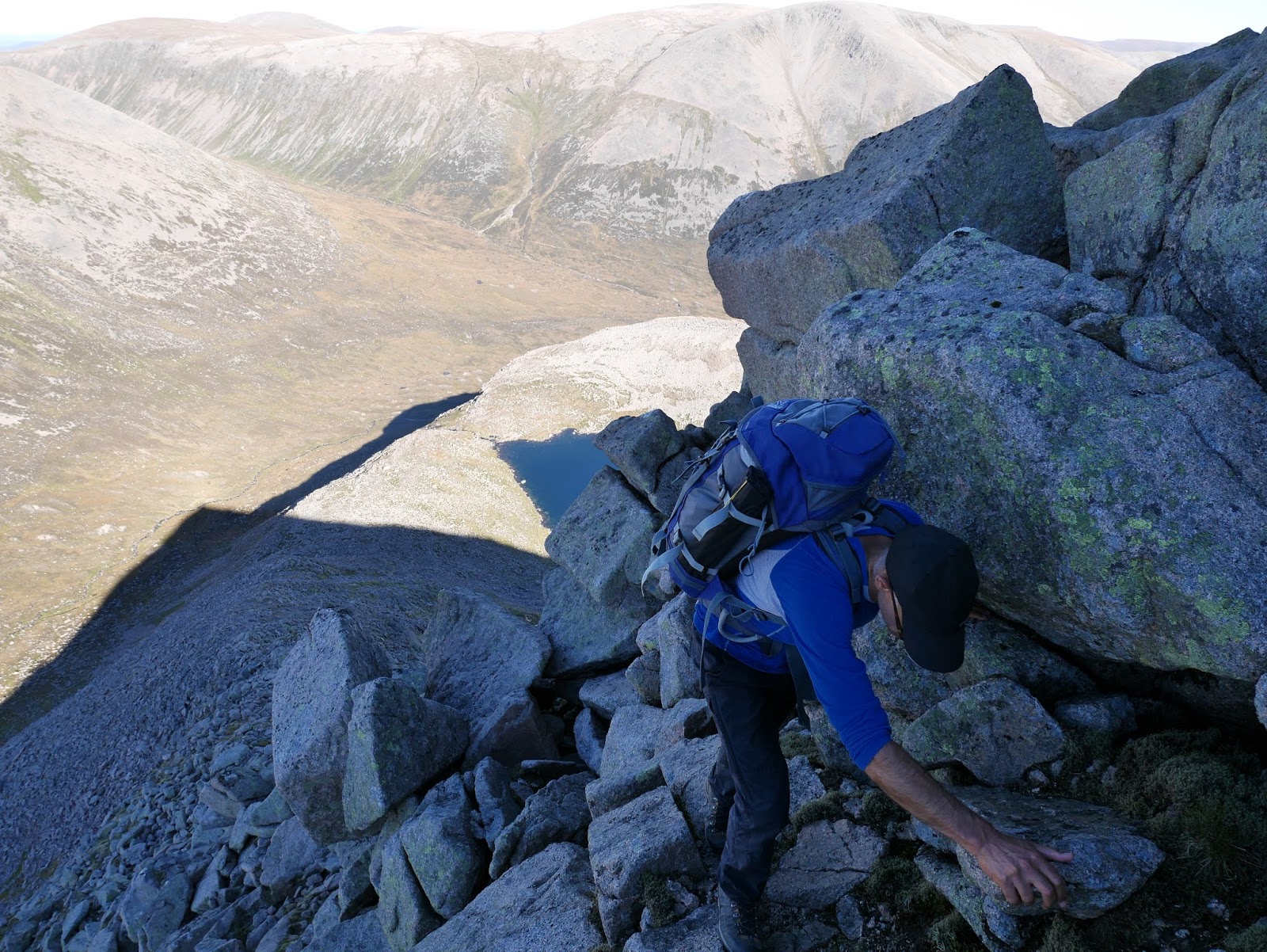 TARMACHAN MOUNTAINEERING: ANGELS RIDGE, THE HOTEST SPOT IN THE UK!