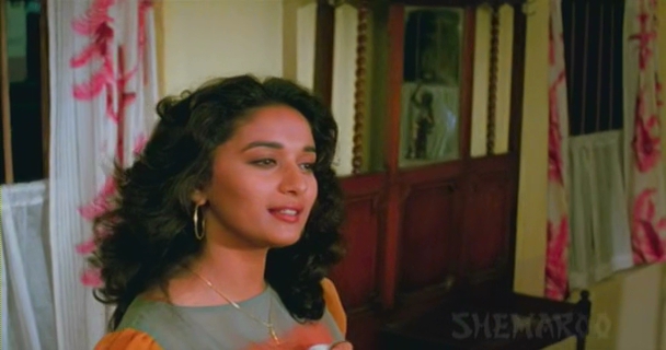 Madhuri Dixit Sexy Bp - Madhuri Dixit â€“ Raag.fm Bollywood News | Collection | Movies Review | Bol