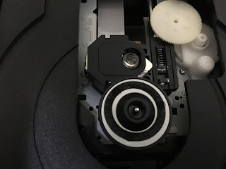 C-777に搭載されているソニー製ピックアップKSS-213CL