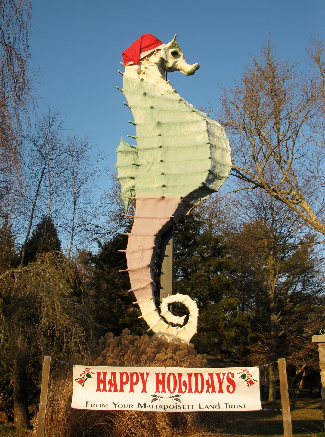 Eccentric Roadside Salty and sweet Salty the giant seahorse of
