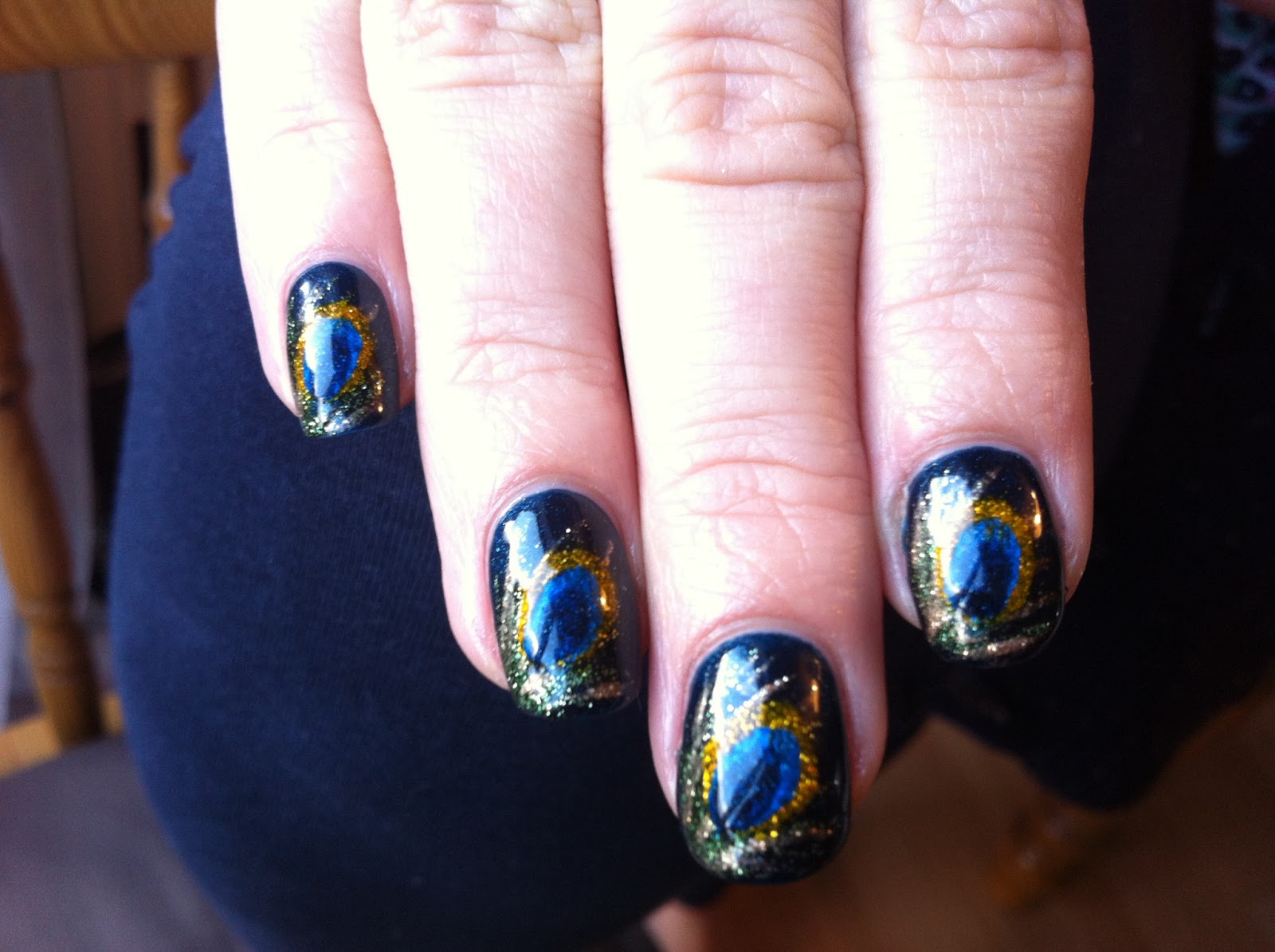 Brush up and Polish up! CND Shellac Nail Art Glittery Peacocks