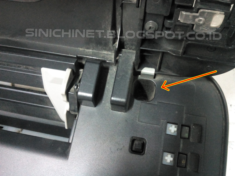 How To Remove The Canon Pixma iP2770 Printer Case Cover
