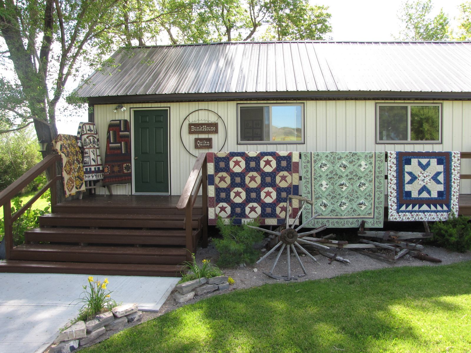 Quilting In The BunkHouse Quilt Ladders