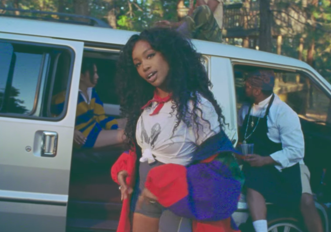 Video SZA "Broken Clocks"