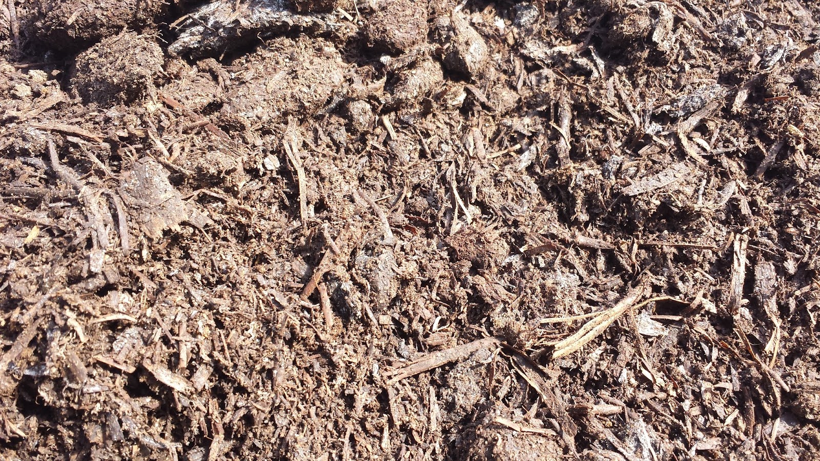 Poetry in Gardens Organic and biodegradable mulches