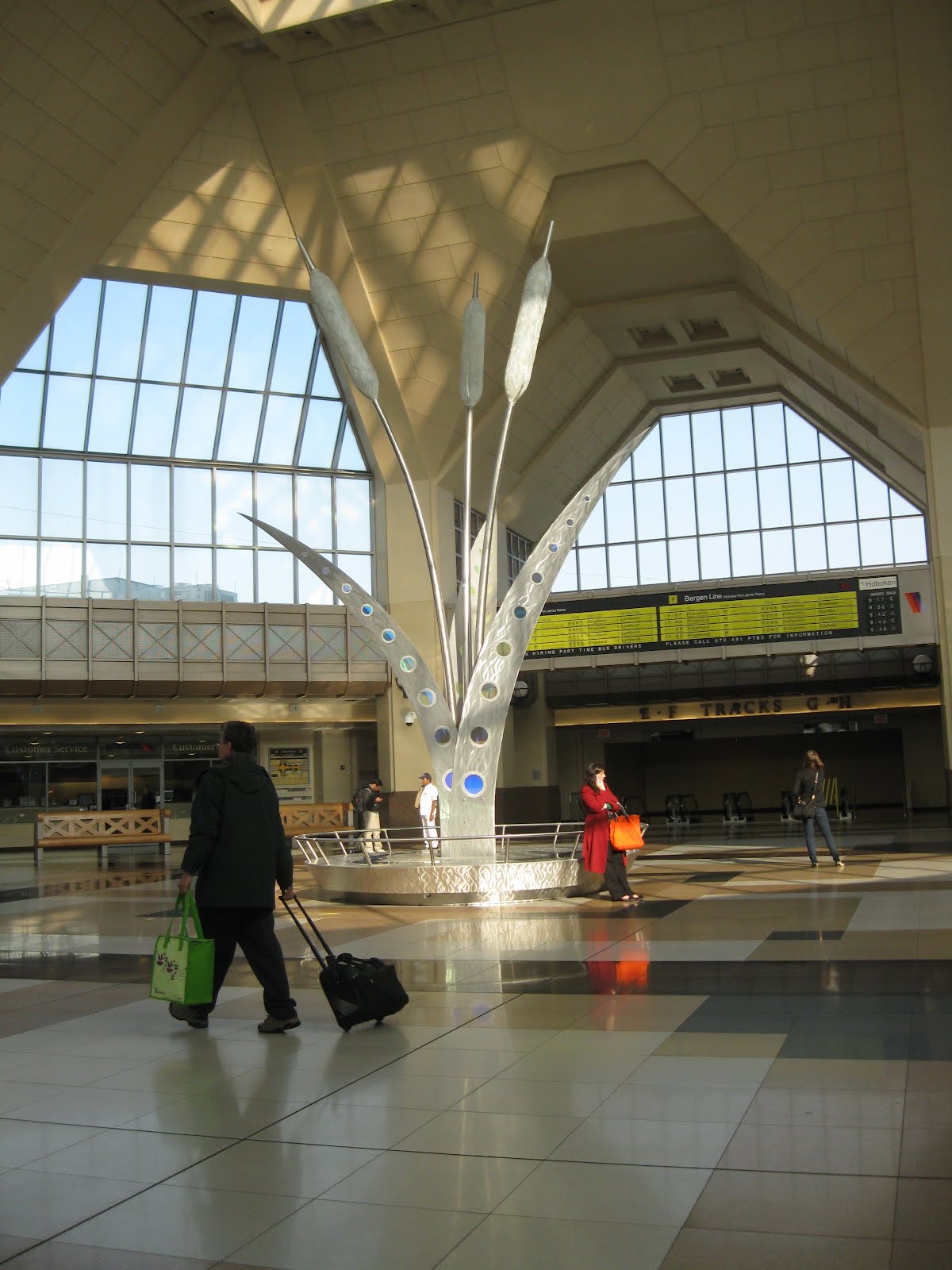Airline Terminal Mania: Secaucus Junction: the ghost of Penn?