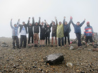 at Mt. Kanlaon summit, mt kanlaon mapot trail, mt kanlaon mananawin trail, highest peak visayas, mt kanlaon negros oriental
