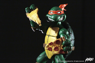 Teenage Mutant Ninja Turtles Michelangelo 1/6 Scale Collectible Figure by Mondo