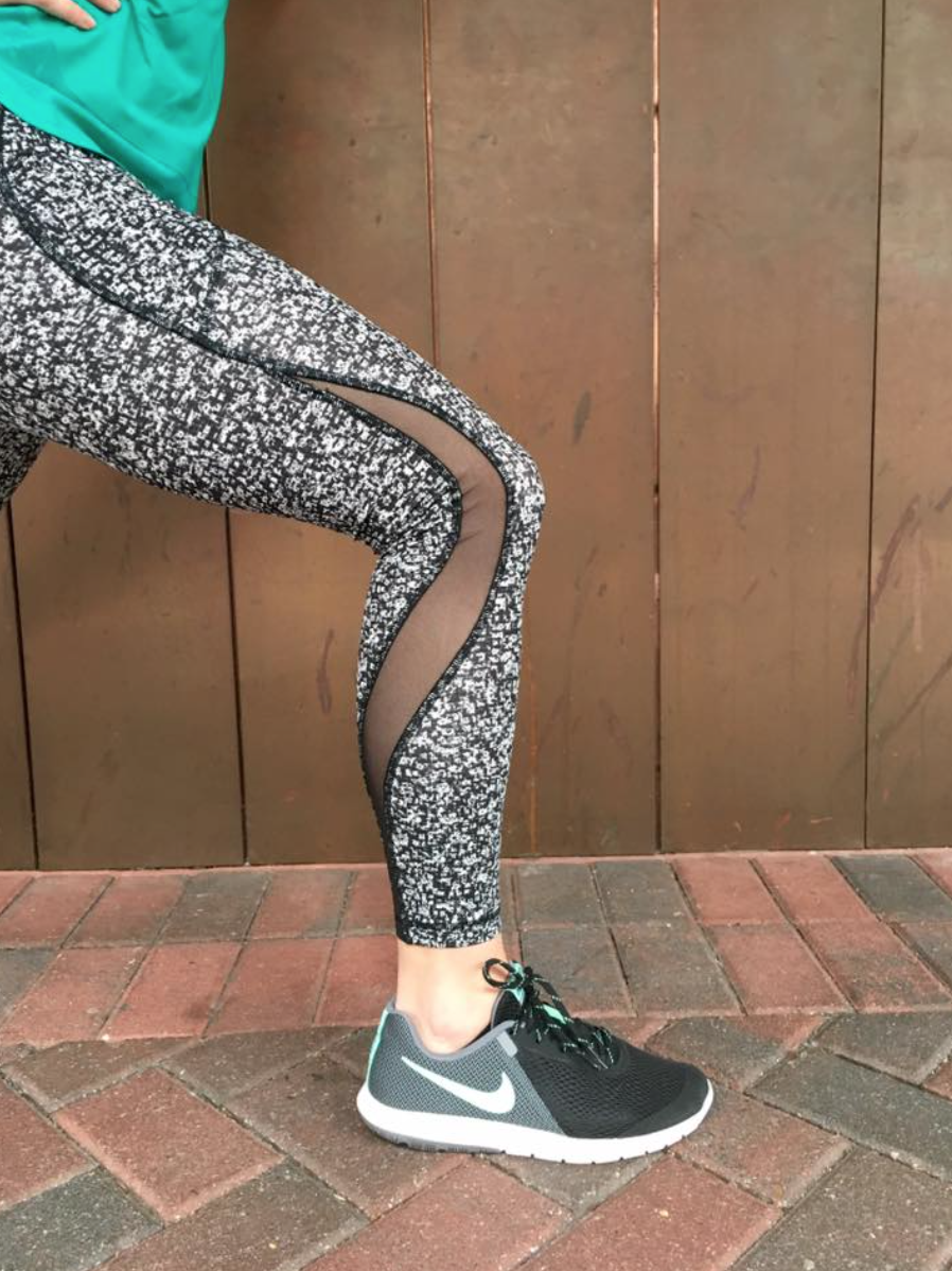 https://api.shopstyle.com/action/apiVisitRetailer?url=https%3A%2F%2Fshop.lululemon.com%2Fp%2Fwomen-tanks%2FSmooth-Stride-Tank%2F_%2Fprod8431304%3Frcnt%3D2%26N%3D1z13ziiZ7z5%26cnt%3D65%26color%3DLW1AK6S_028959&site=www.shopstyle.ca&pid=uid6784-25288972-7