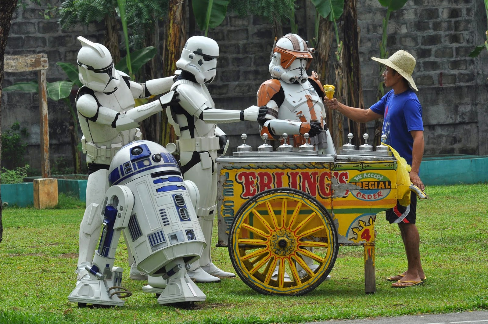 Not even R2D2 and the Stormtroopers are immune from the summer heat. 