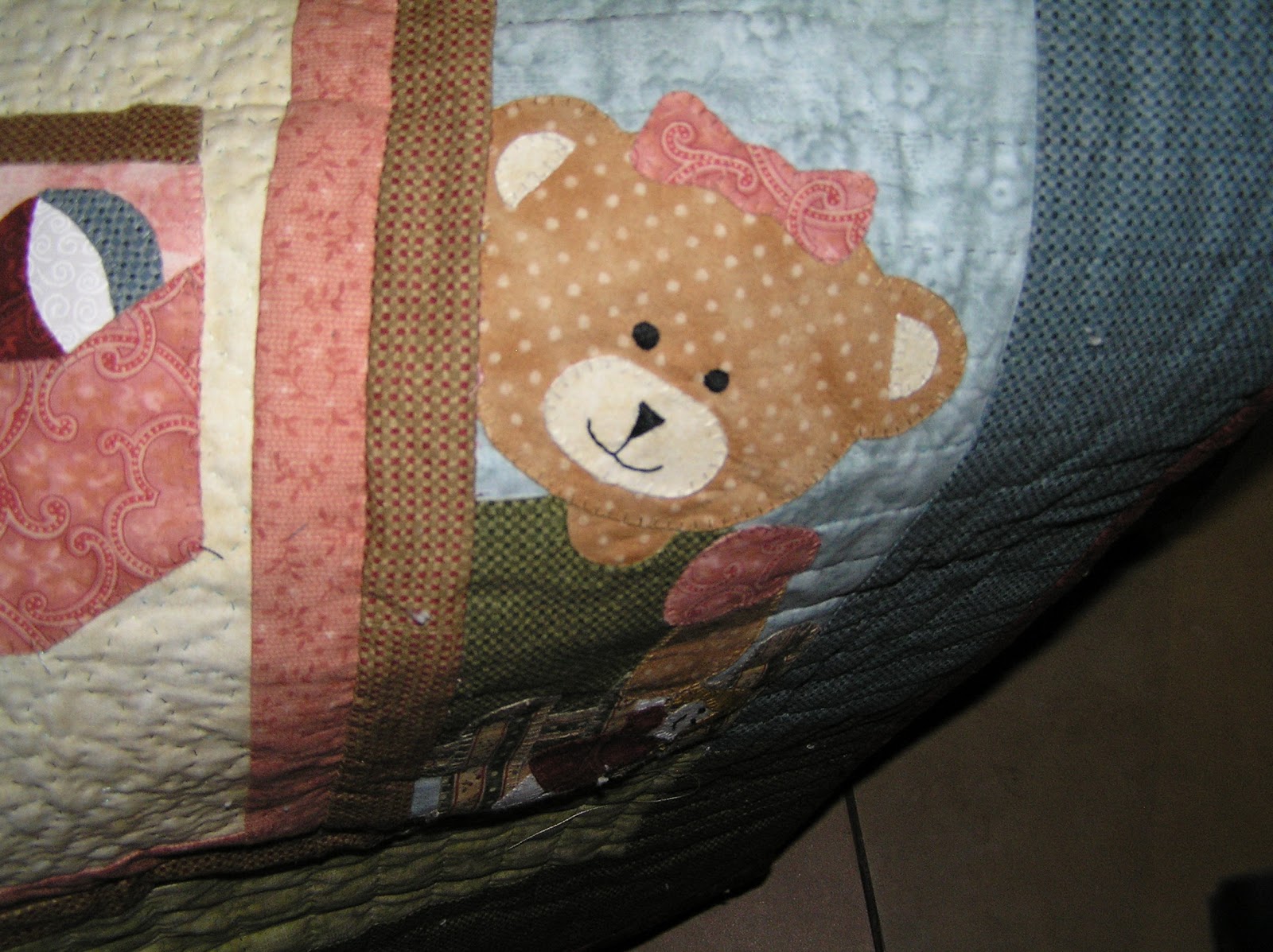 Tea Tree Quilter Teddy Bear Quilt