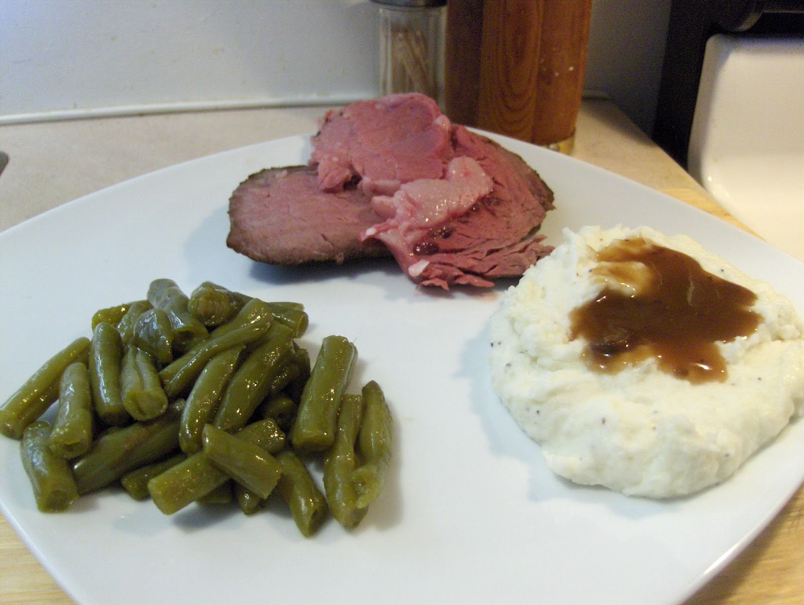 Diab2Cook Easter Dinner Prime Rib, Mashed Potatoes, Mushroom Brown