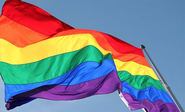 El Ayuntamiento de Las Palmas de Gran Canaria alerta sobre el acoso escolar que aún sufren muchos jóvenes LGTBI de Canarias El Ayuntamiento de Las Palmas de Gran Canaria alerta sobre el acoso escolar que aún sufren muchos jóvenes LGTBI de Canarias