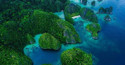 Daftar 3 Obyek Wisata Pantai Populer Di Papua