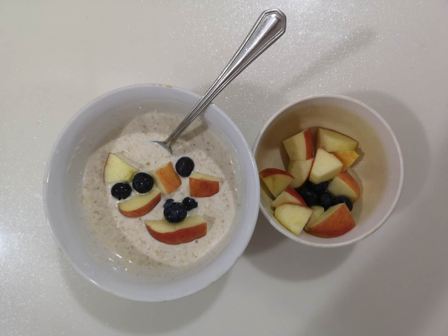 Instant Yogurt and Oat Porridge