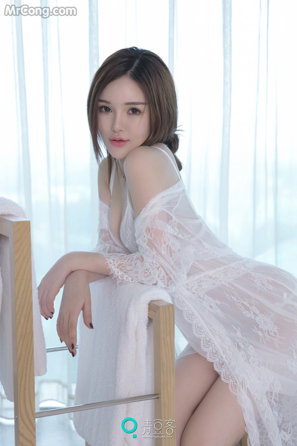 QingDouKe 2017-06-26: Model Chen Yu Xi (陈宇曦) (54 photos)