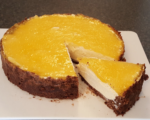 GIN & TONIC CHEESECAKE