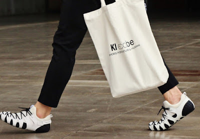 Zapatillas a tu medida y a tu gusto :Kiecobe, un tipo de calzado completamente modular. Zapatillas a tu medida y a tu gusto :Kiecobe, un tipo de calzado completamente modular.