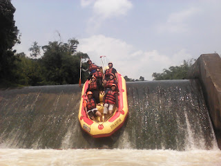 ARUM JERAM RAFTING BOGOR