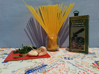Espaguetis al ajillo/spaghetti aglio e olio