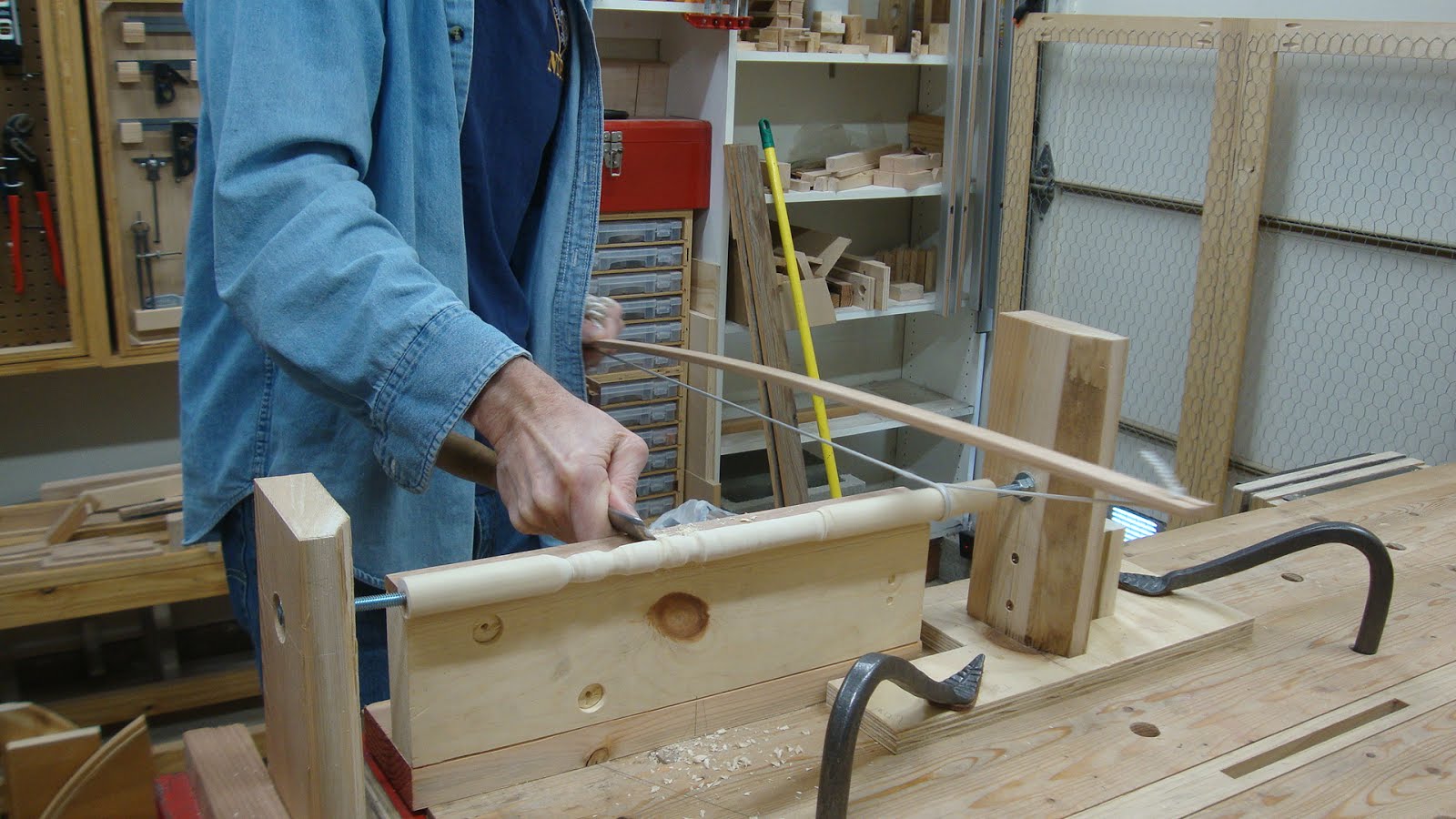 Woodworking in a Tiny Shop Experiment With a Bow Lathe