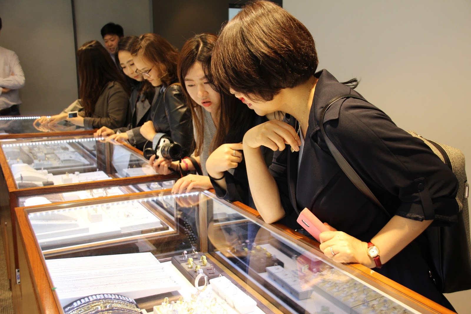 Fun & Free Daegu Travel Fashion Jewelry Shops in South Korea