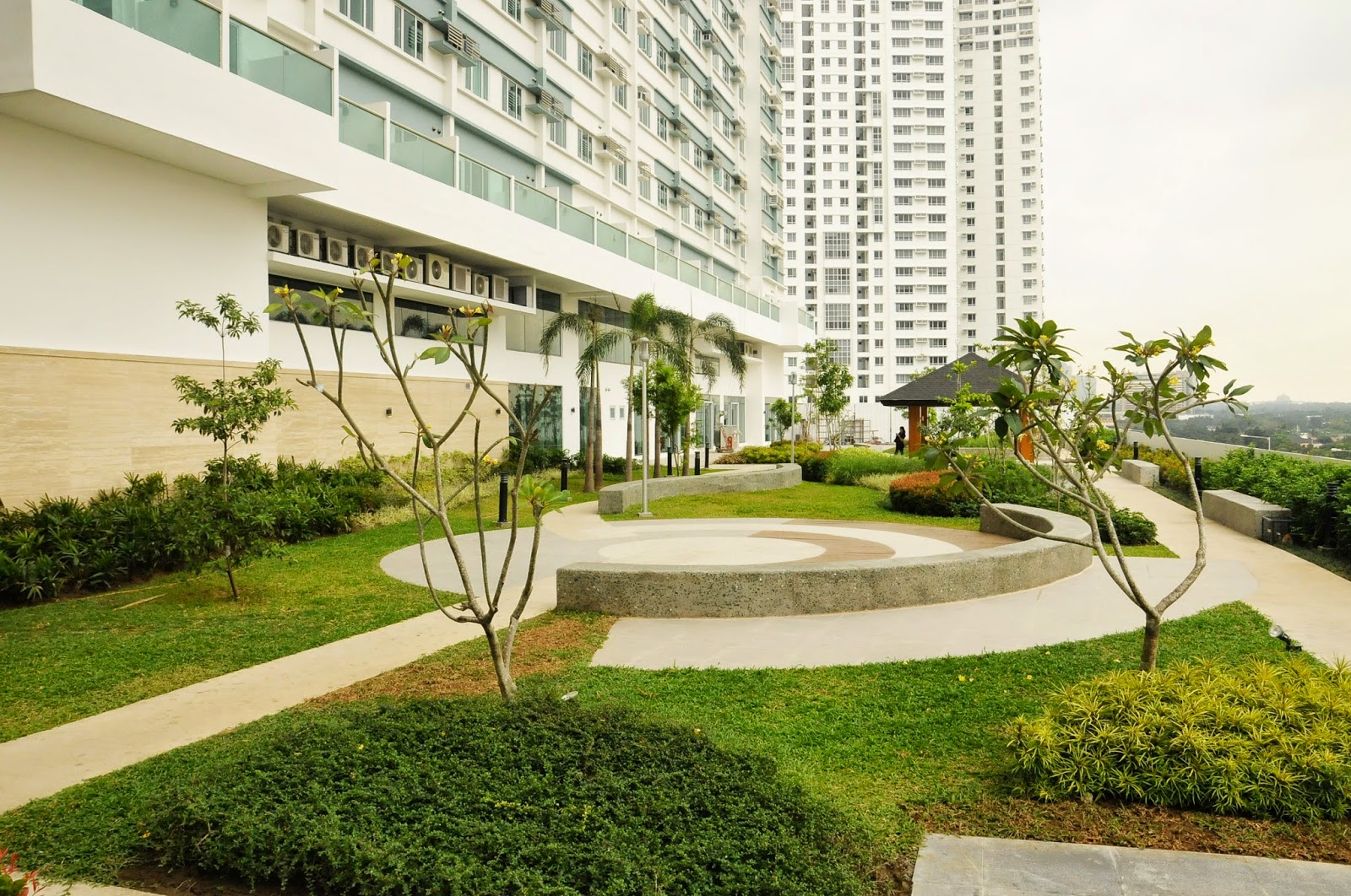 THE BEACON MAKATI RESIDENTIAL RESORT FOR SALE CONDO UNITS AT THE