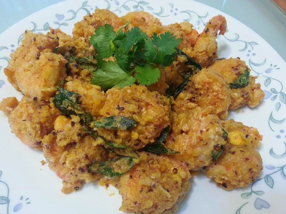 Deep Fried Prawns with Salted Egg Yolk by Lilian Liong