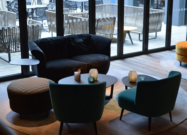 Motel One Newcastle Bar and Lobby Area