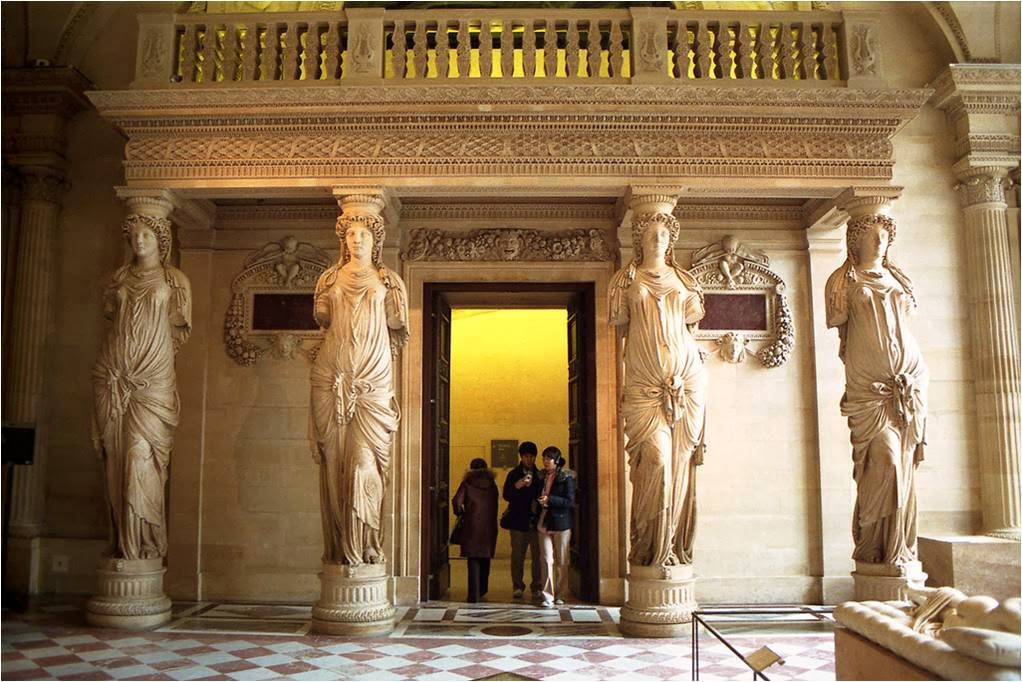 Nuits Blanches à Saint Petersbourg: Louvre II: el palacio renacentista.