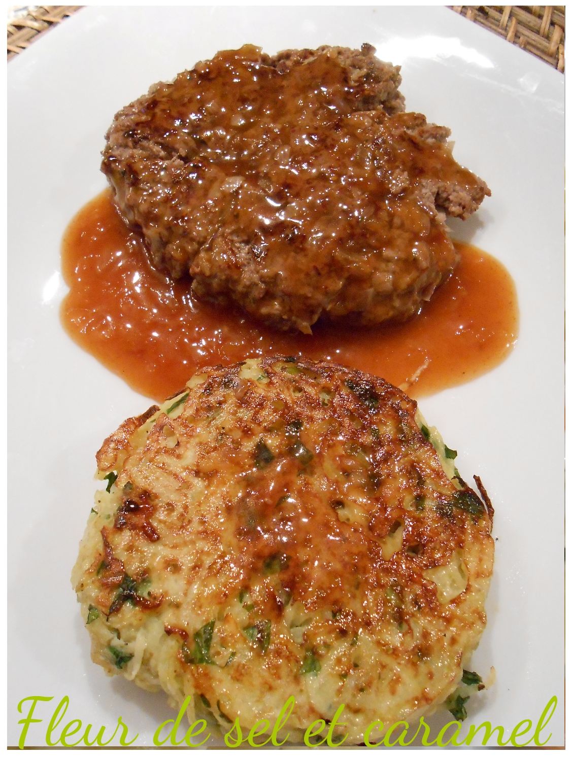 Fleur de sel et Caramel Steak haché à l'échalotte et sauce normande