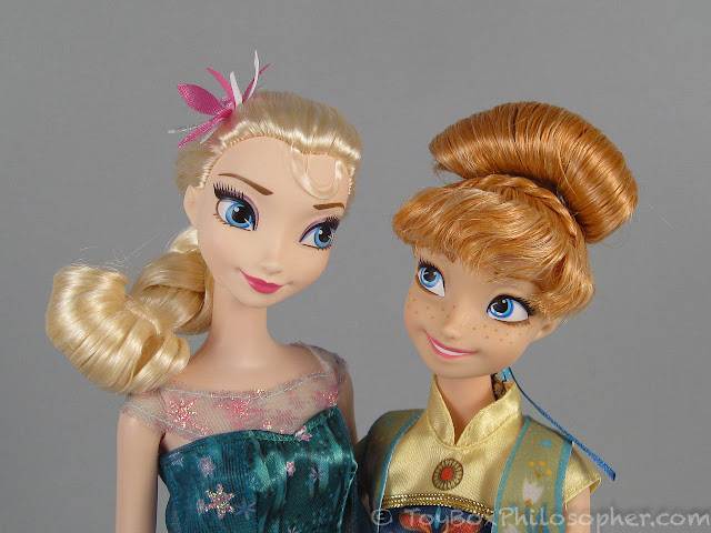 Disney FROZEN ANNA of Arendelle 13" Doll RARE store Soft PLUSH TODDLER NWT 