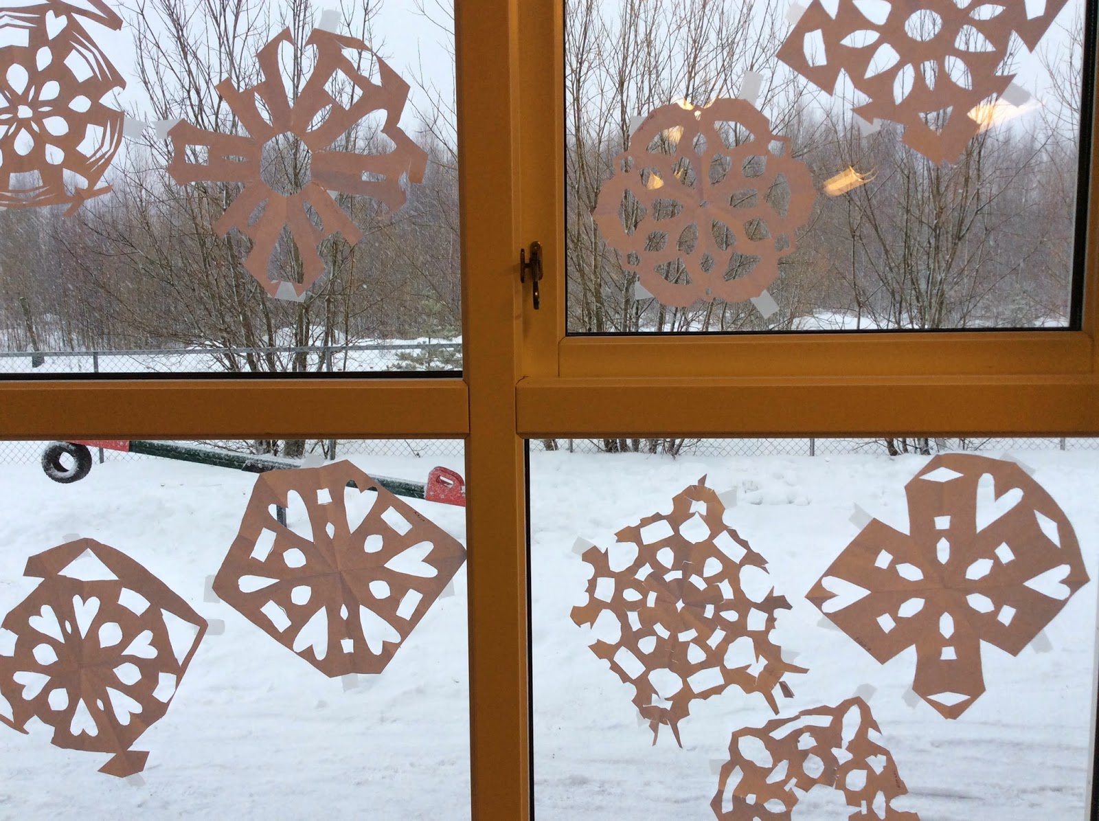 snøkrystaller papir oppskrift