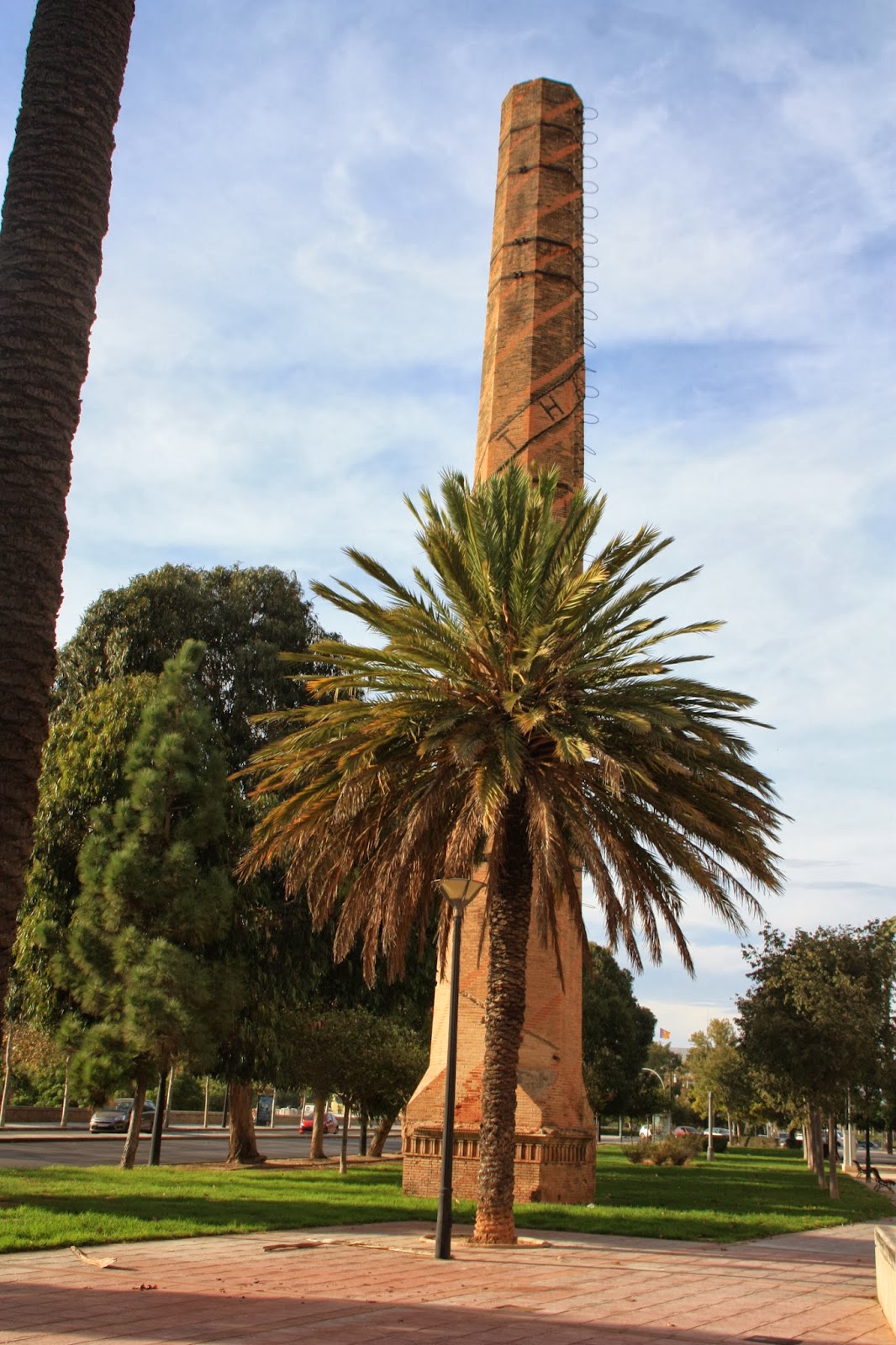 Patrimonio Industrial Arquitectónico: Chimeneas industriales. Visita a